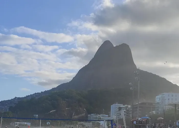 Quarto Domiciliar Individual Com Banheiro Exclusivo No Leblon Rio de Janeiro